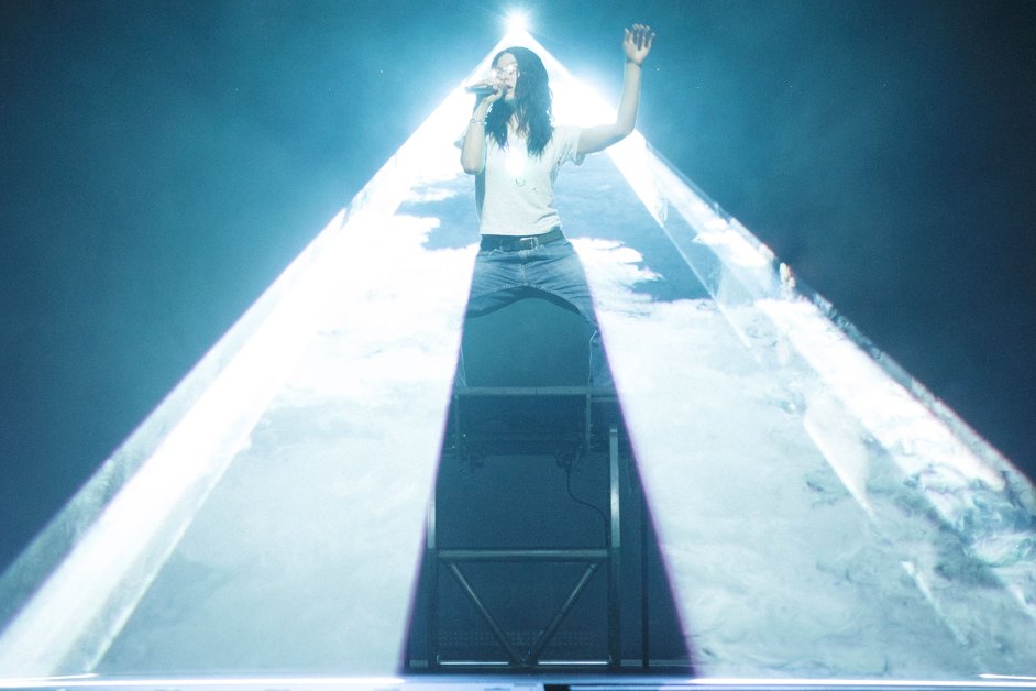 Lorde Brings ‘Virgin’ Home With Ultrasound Tour Stop at Madison Square Garden: 7 Best Moments - Billboard
