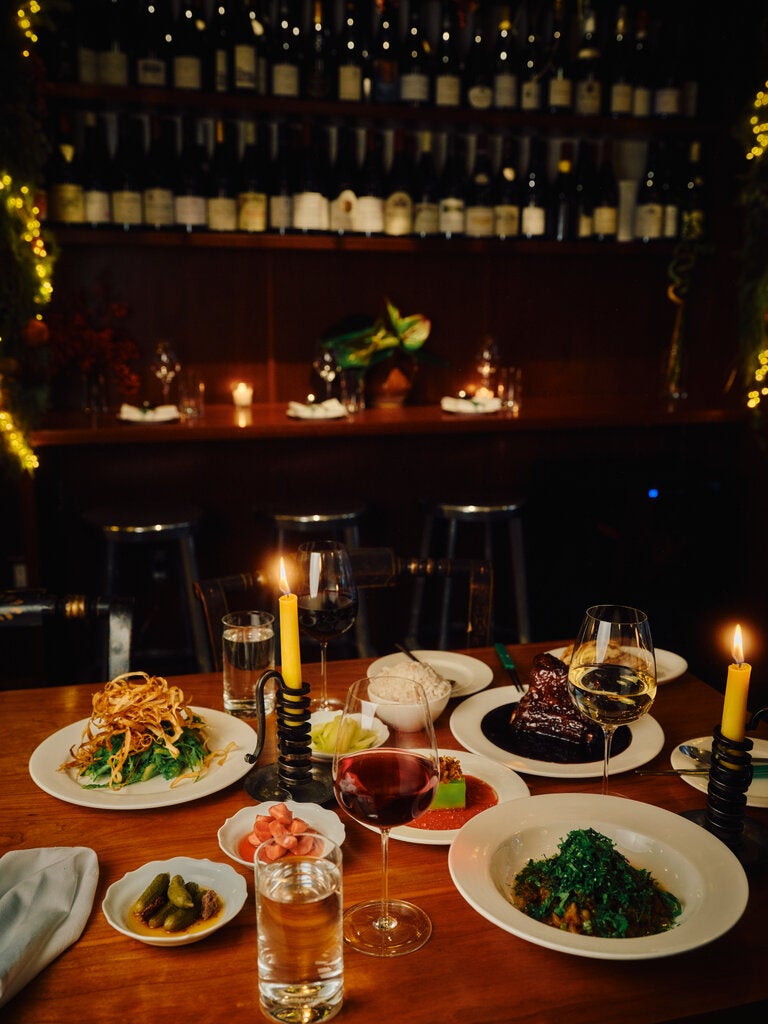 Video: Restaurant Review: Lei in Manhattan - The New York Times